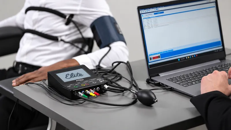 Professional polygraph examination in progress